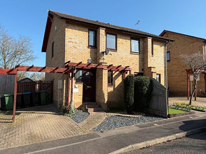 2 Bedroom Semi-Detached House To Rent In Hambleton Grove, Emerson Valley, MK4