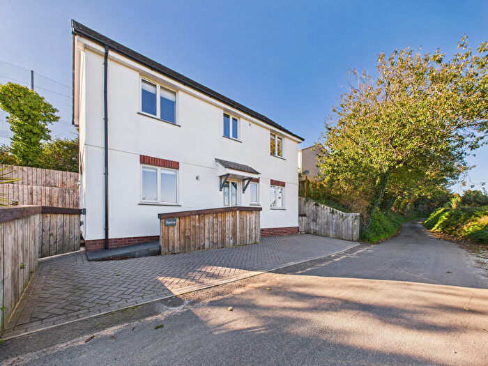 3 Bedroom Detached House For Sale In Bowden Lane, Stratton, EX23