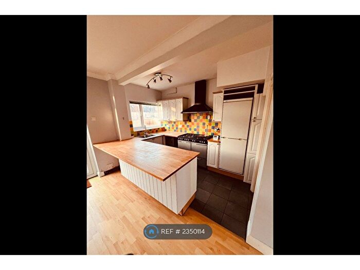 3 Bedroom Terraced House To Rent In Braemar Avenue, South Croydon, CR2