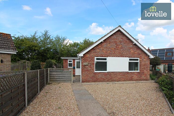 2 Bedroom Detached Bungalow For Sale In Almond Crescent, Louth, LN11