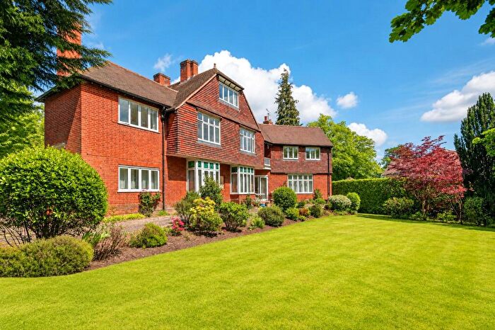 2 Bedroom Apartment For Sale In Charters Road, Sunningdale, Ascot, Berkshire, SL5
