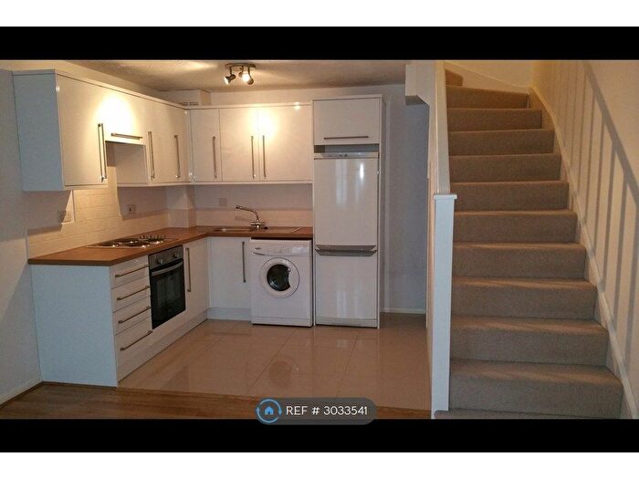 1 Bedroom Terraced House To Rent In Ingleside, Colnbrook, SL3
