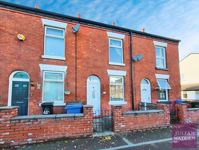 2 Bedroom Terraced House For Sale In Gorton Road, Reddish, Stockport, SK5