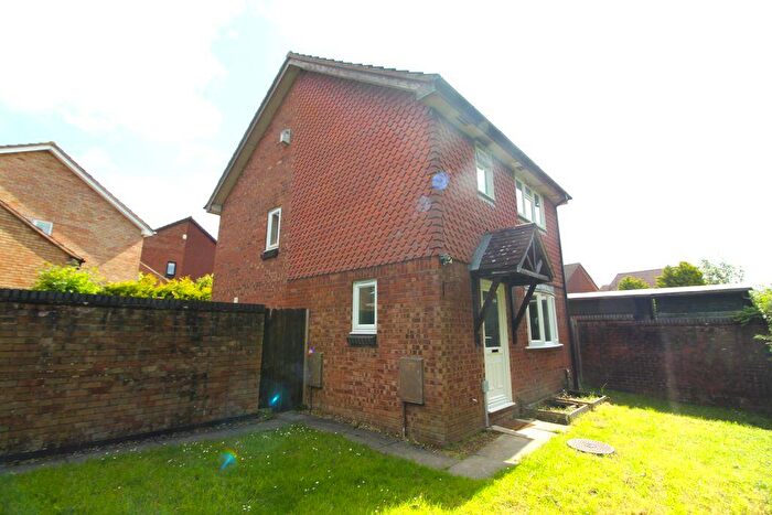 3 Bedroom Detached House For Sale In Ellicks Close, Bradley Stoke, BS32