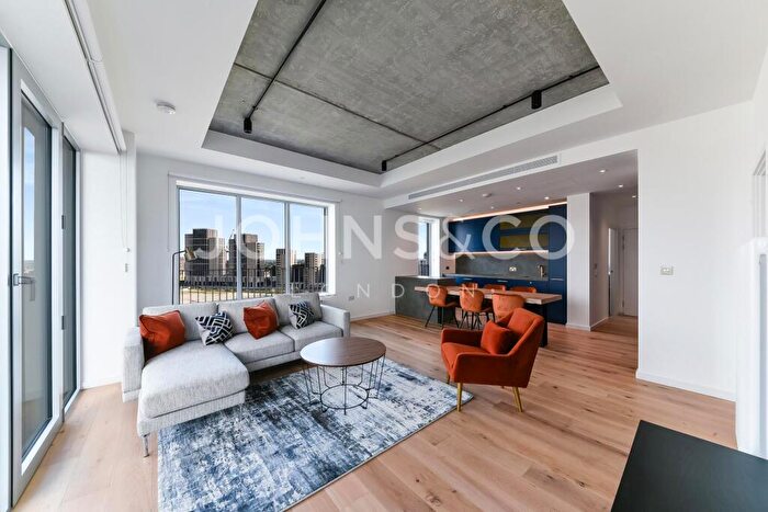 2 Bedroom Apartment To Rent In Rendel House, Goodluck Hope, London, E14