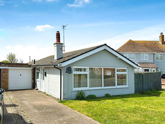 2 Bedroom Detached Bungalow For Sale In Denham Close, Dymchurch, TN29