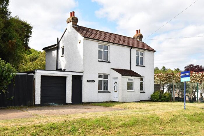 3 Bedroom Detached House For Sale In Maidstone Road, Sidcup, DA14