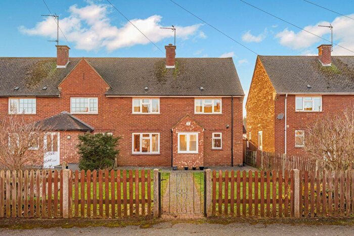 3 Bedroom Terraced House For Sale In Kemps Road, Twyford, Adderbury, OX17