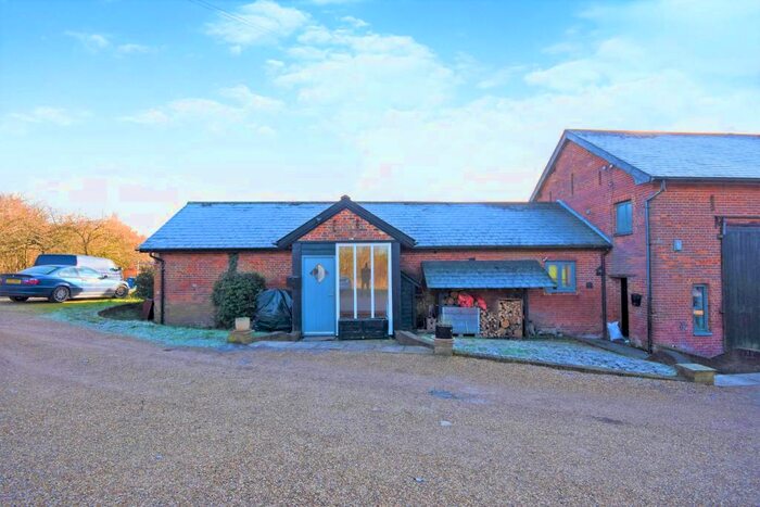 2 Bedroom Bungalow To Rent In Annexe, Hay Street, Ware, SG11