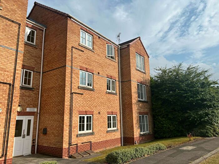 3 Bedroom Apartment To Rent In Kings Walk, Berry Hill, NG18