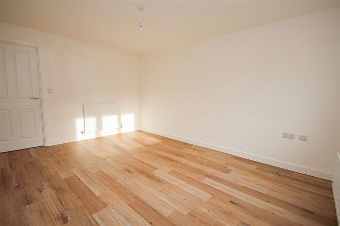 3 Bedroom Semi Detached House To Rent In Waverley Drive, Wellingborough, NN8