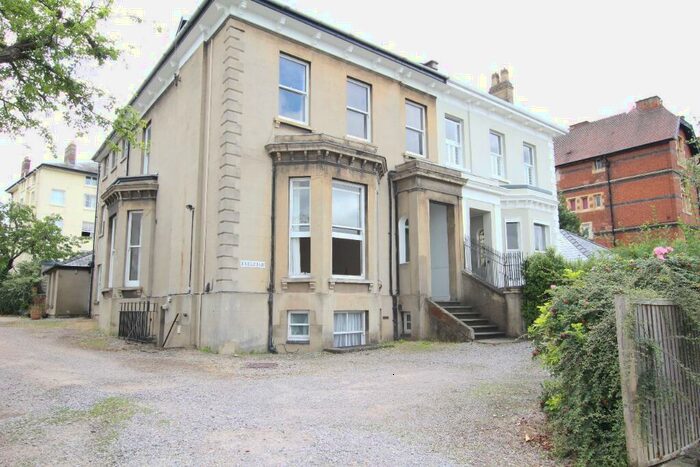 1 Bedroom Flat To Rent In Western Road, Cheltenham, GL50