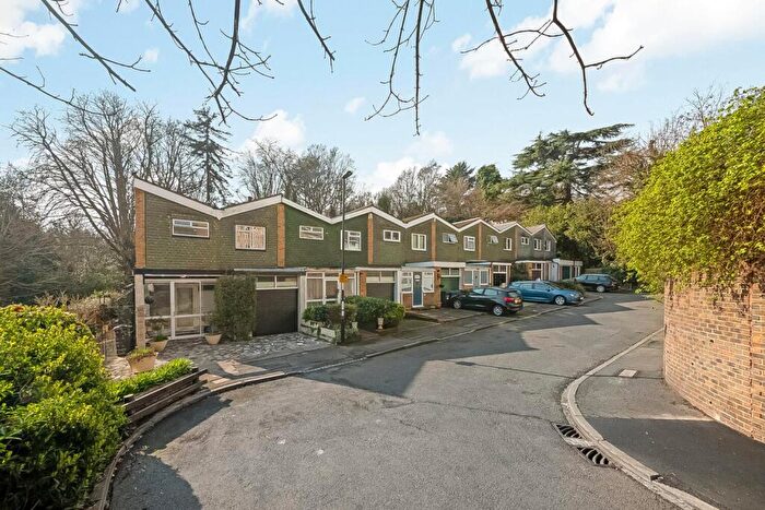 3 Bedroom House For Sale In Reynard Drive, Crystal Palace, London, SE19