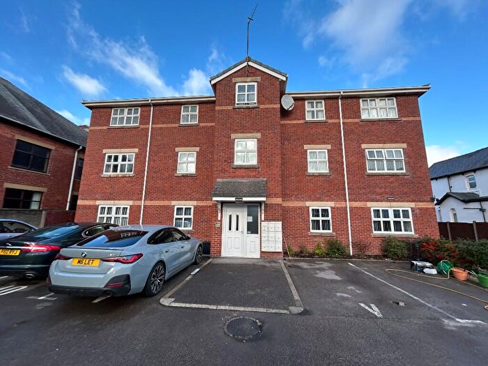 2 Bedroom Apartment To Rent In Dean Street, Blackpool, Lancashire, FY4