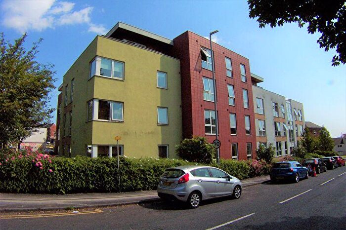 2 Bedroom Flat To Rent In Rampart Road, Leeds, LS6