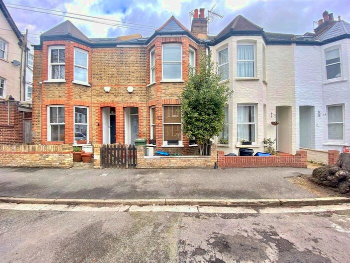 3 Bedroom Terraced House To Rent In Evelyn Gardens, Kew, Richmond, TW9
