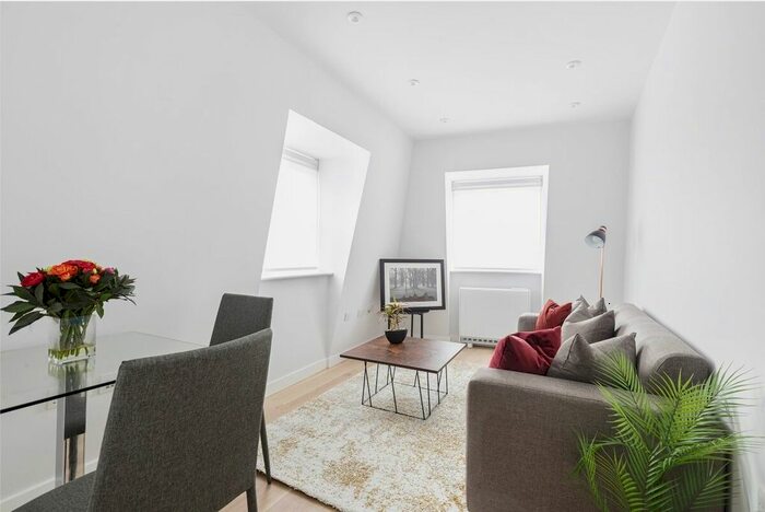 1 Bedroom Flat To Rent In New Cavendish Street, London, W1G