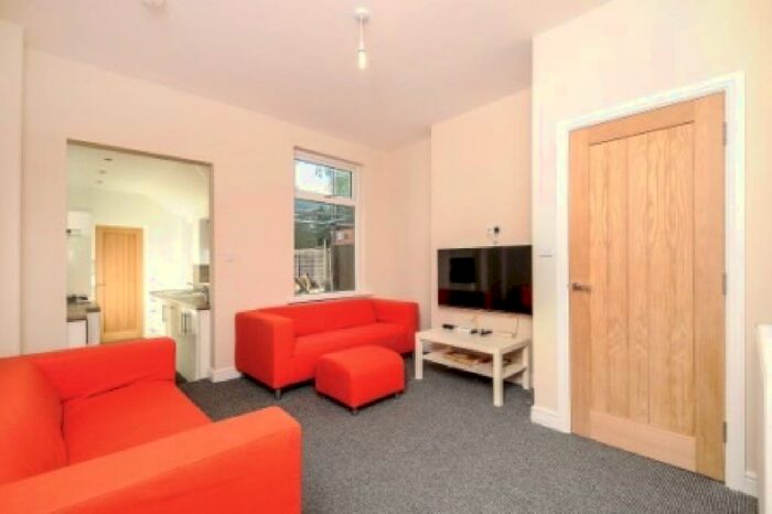 4 Bedroom House To Rent In Ednaston Road, Dunkirk, Nottingham, Nottinghamshire, NG7