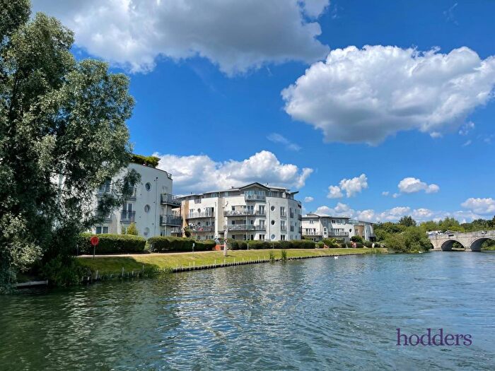2 Bedroom Flat To Rent In Delta House, Bridge Wharf, Chertsey, Surrey, KT16