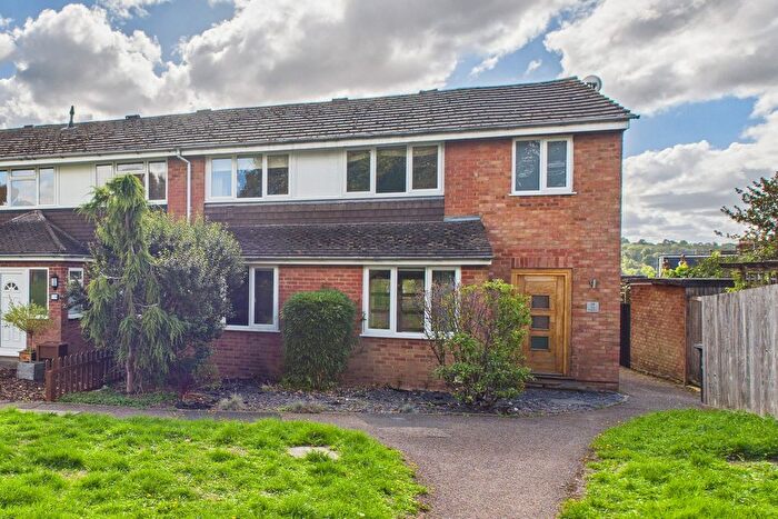 4 Bedroom End Of Terrace House To Rent In The Poplars, Boxmoor, HP1