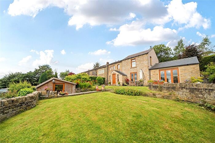 4 Bedroom Detached House For Sale In Upper Haughs, Scapegoat Hill, Huddersfield, HD7
