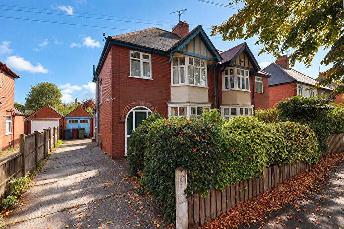 3 Bedroom Semi-Detached House For Sale In Egerton Road, Lincoln, LN2