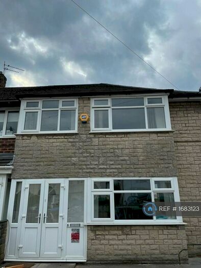 3 Bedroom Terraced House To Rent In Penroy Ave, Manchester, M20