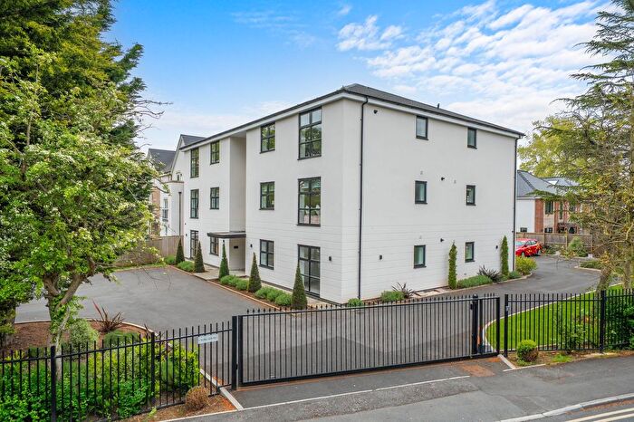 2 Bedroom Flat To Rent In Wayside Crescent, Harrogate, HG2