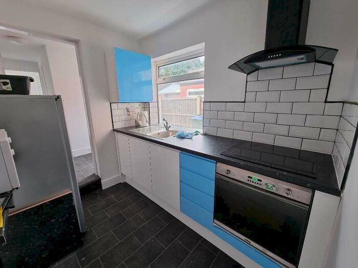 3 Bedroom Terraced House To Rent In Ethel Street, Bearwood, Birmingham, B67