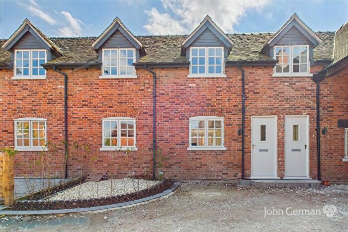 3 Bedroom Barn Conversion To Rent In Brookhouse View, Rolleston-on-Dove, DE13