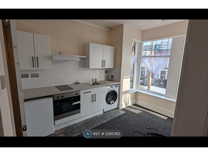 1 Bedroom Flat To Rent In Reads Avenue, Blackpool, FY1