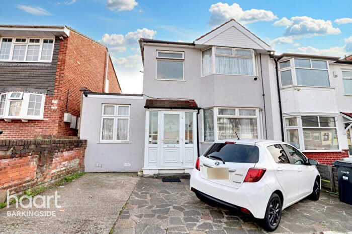 3 Bedroom End Of Terrace House For Sale In Ardwell Avenue, Barkingside, IG6