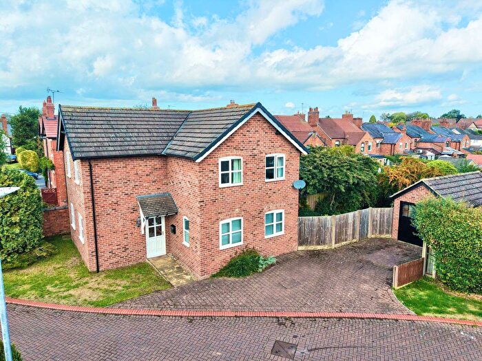 4 Bedroom Detached House For Sale In The Orchards, Shavington, CW2