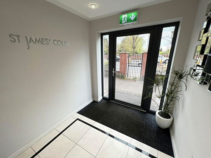2 Bedroom Apartment For Sale In St James Court, Stratford Road, Shirley, B90