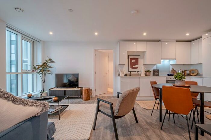 3 Bedroom Apartment To Rent In The Copper House Liverpool, L1