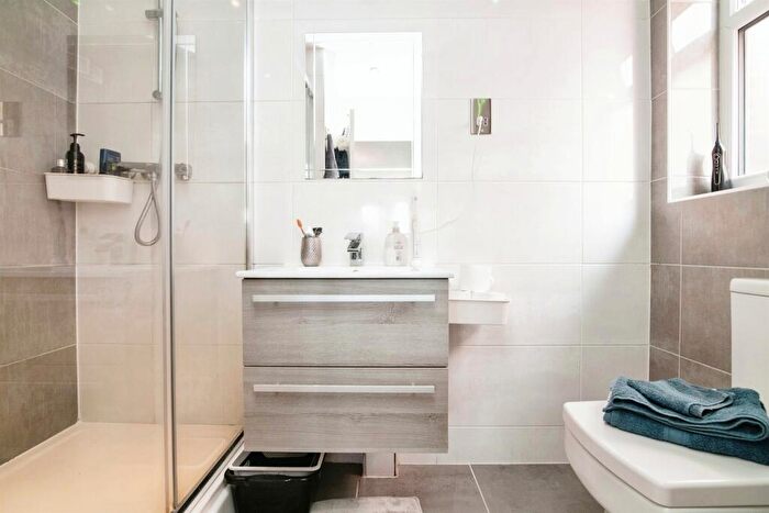 4 Bedroom Detached House For Sale In Oaksherd Mews, Tipton, DY4