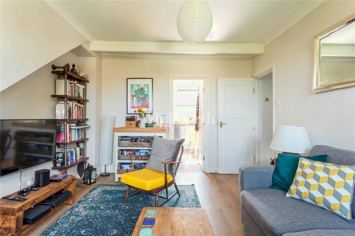 1 Bedroom Flat To Rent In Belmont Road, London, N15