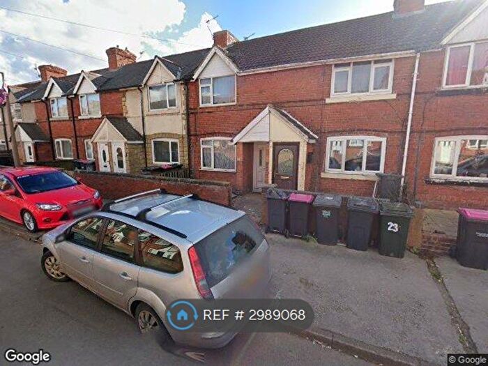 3 Bedroom Terraced House To Rent In Leicester Road, Sheffield, S25