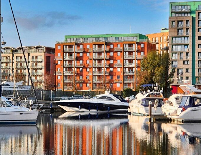 2 Bedroom Apartment To Rent In Zephyr Court, Stoke Quay, IP2