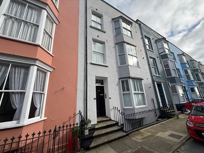 3 Bedroom Flat For Sale In Victoria Street, Tenby, Pembrokeshire, SA70