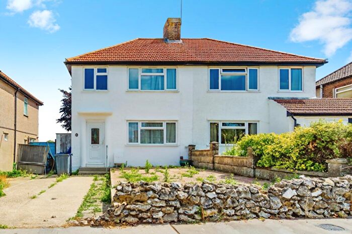 3 Bedroom Semi-Detached House For Sale In Parkway, New Addington, Croydon, CR0