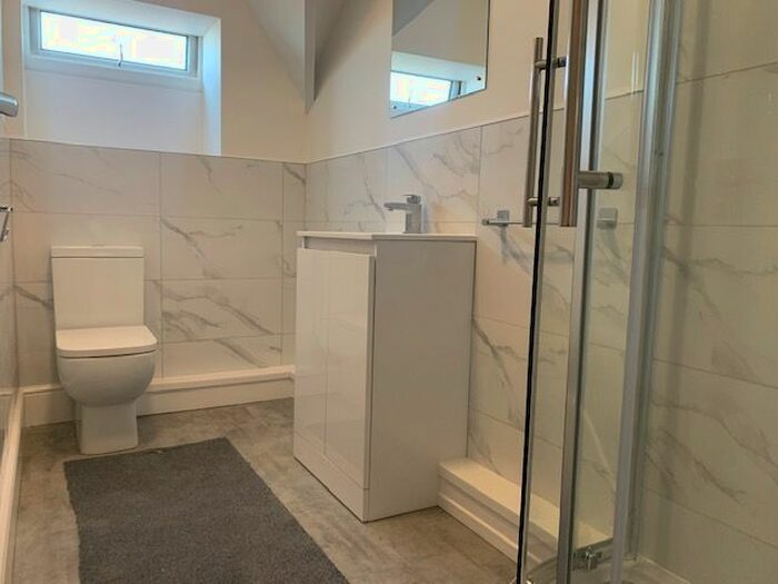 2 Bedroom Flat To Rent In Cathedral Road, Pontcanna, Cardiff, CF11