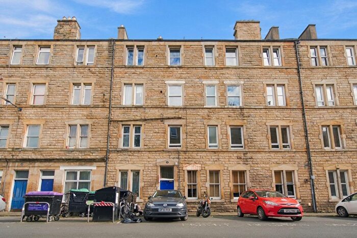1 Bedroom Flat For Sale In Milton Street, Abbeyhill, Edinburgh, EH8