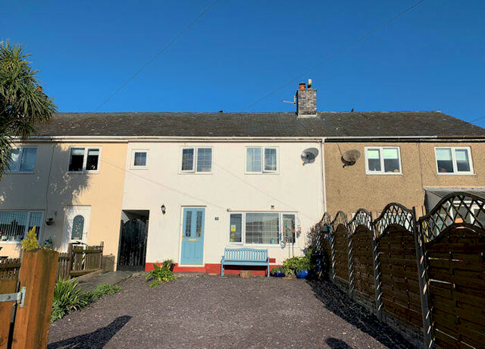 3 Bedroom Terraced House For Sale In Maes Egryn, Llanegryn, LL36