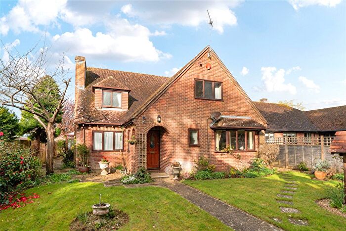 5 Bedroom Detached House For Sale In Yaldhurst Lane, Pennington, Lymington, Hampshire, SO41