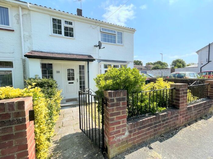 3 Bedroom Semi-Detached House To Rent In Climping Road, RH11