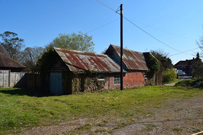 Barn Conversion For Sale In Flowers Lane, Plaitford, Romsey, Hampshire, SO51