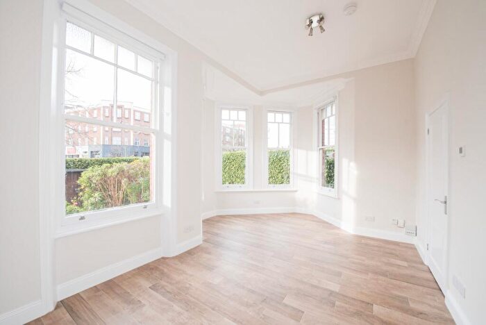 2 Bedroom Apartment To Rent In Haverstock Hill, London, NW3