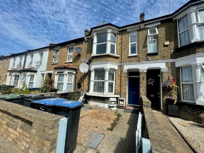 1 Bedroom Maisonette To Rent In Lincoln Road, Enfield, EN3
