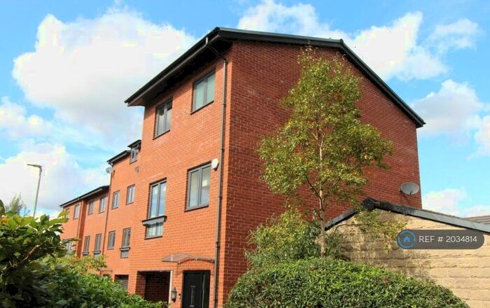 3 Bedroom End Of Terrace House To Rent In Cable Place, Hunslet, Leeds, LS10